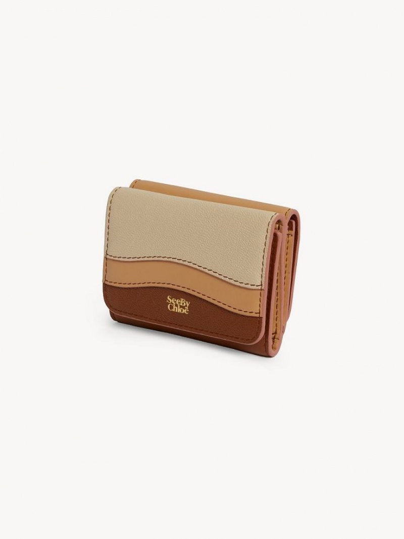 Chloe Layers Medium Tri-fold Küçük Cüzdan Kahverengi | CHE-SR14896