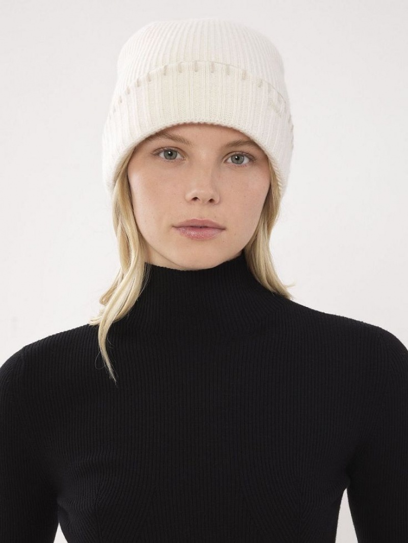 Chloe Nervürlü Knit Beanie Şapkalar Beyaz | CHE-SR14473